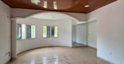 Magnifique duplex 6 chambres à louer – Yaoundé, Quartier Golf