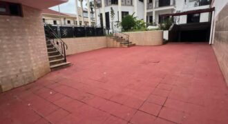 Duplex très haut standing 7 chambres à louer – Yaoundé, Quartier Golf